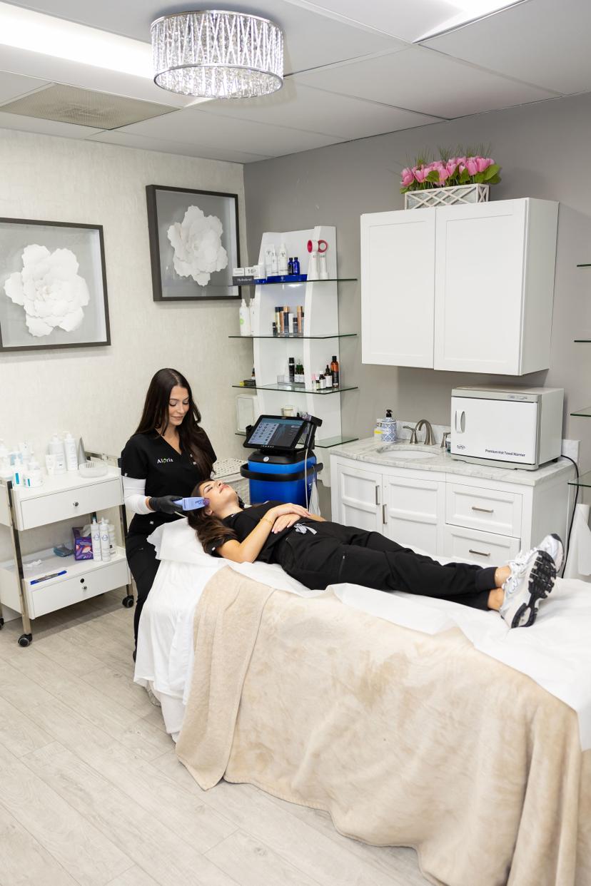 Bianca Kada - Image 5